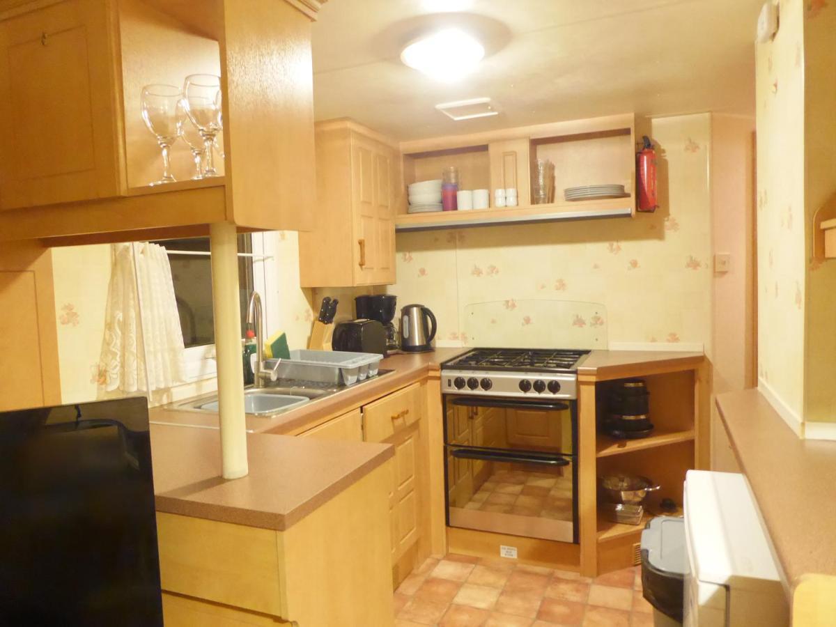 Beachside Caravan, Family-Friendly, Wifi * Инголдмелс